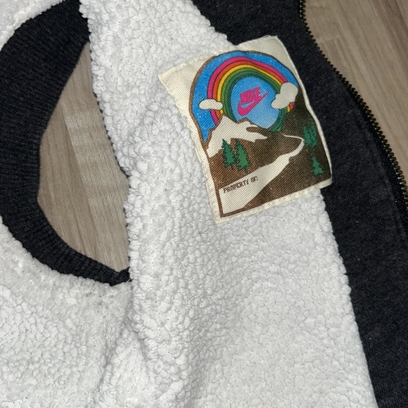 Nike full zip sweater vest with sherpa interior size M - Picture 5 of 8